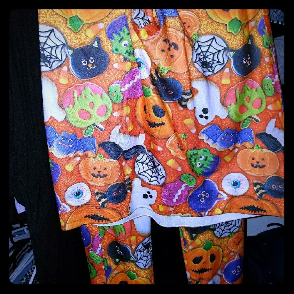Halloween leggings new without tags